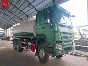 Vanntanker lastebil