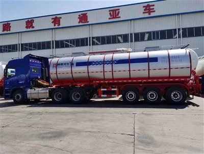 42000 Liter Asfalt Bitumen Tankvogn