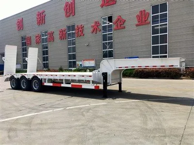 Semi Trailer For Gravemaskin