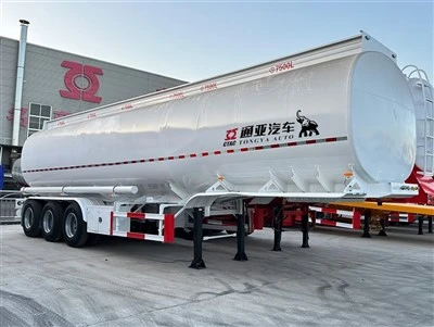 3-akslet Fuwa oljetank semitrailer